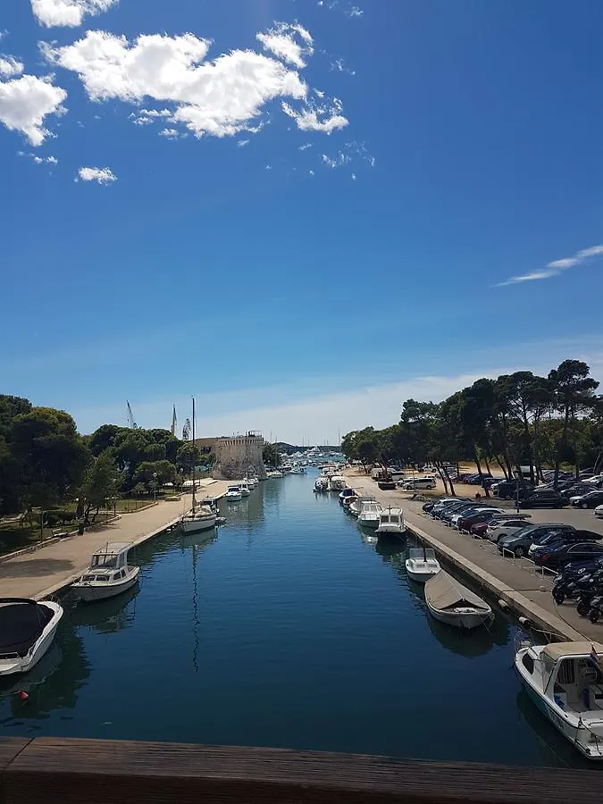 Apartments Jobst Trogir 0*,